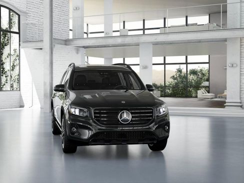 New 2026 Mercedes-Benz GLB 250 4MATIC image 8