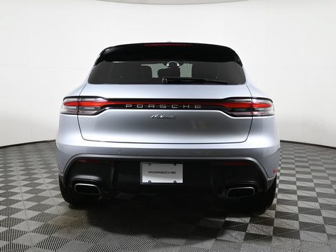 Used 2026 Porsche Macan AWD/4WD image 6