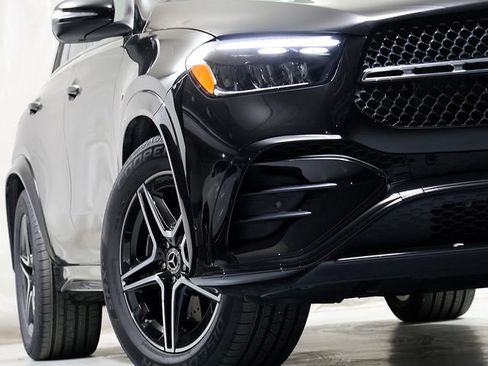 Certified 2026 Mercedes-Benz GLE 450 4MATIC image 4