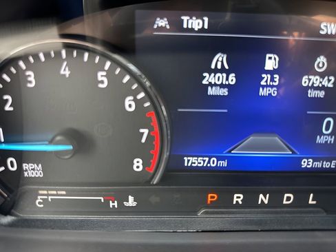 Used 2022 Ford Explorer XLT w/ Equipment Group 202A image 24