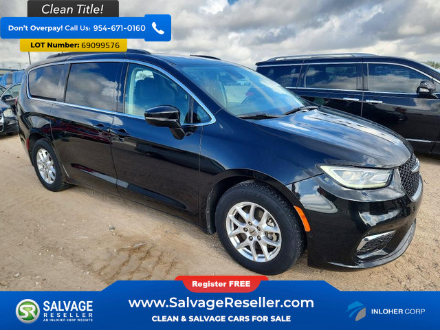Used 2022 Chrysler Pacifica Touring-L w/ Uconnect Theater Family Group FWD image 5