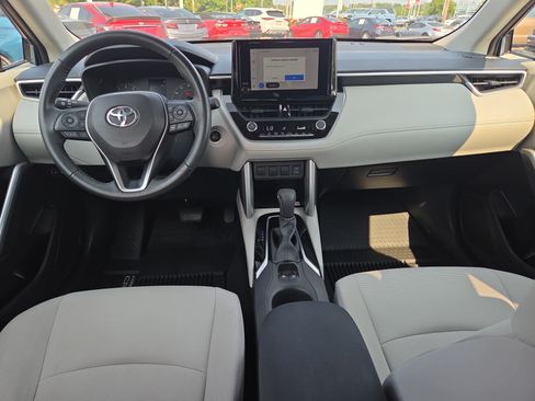 Certified 2023 Toyota Corolla Cross LE AWD/4WD image 20