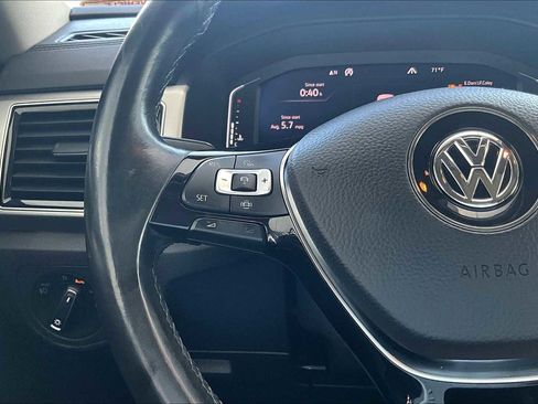 Used 2019 Volkswagen Atlas SEL Premium image 23
