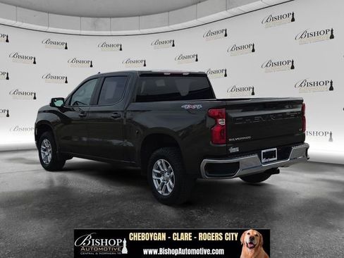 Used 2023 Chevrolet Silverado 1500 LT AWD/4WD image 16