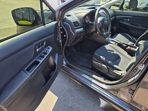Used 2014 Subaru Impreza 2.0i Sport Premium w/ Popular Package #1 AWD/4WD image 17