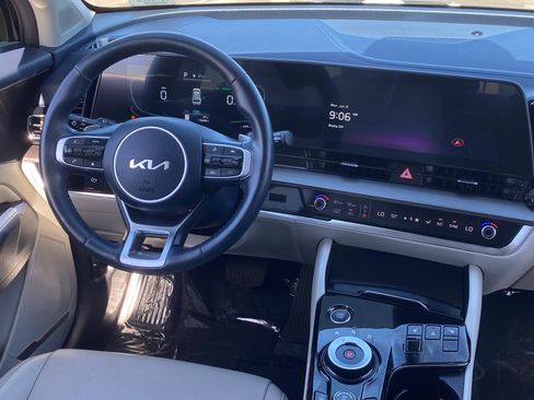 Certified 2023 Kia Sportage EX AWD/4WD image 12