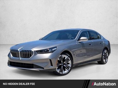 Used 2026 BMW 540i xDrive AWD/4WD image 1