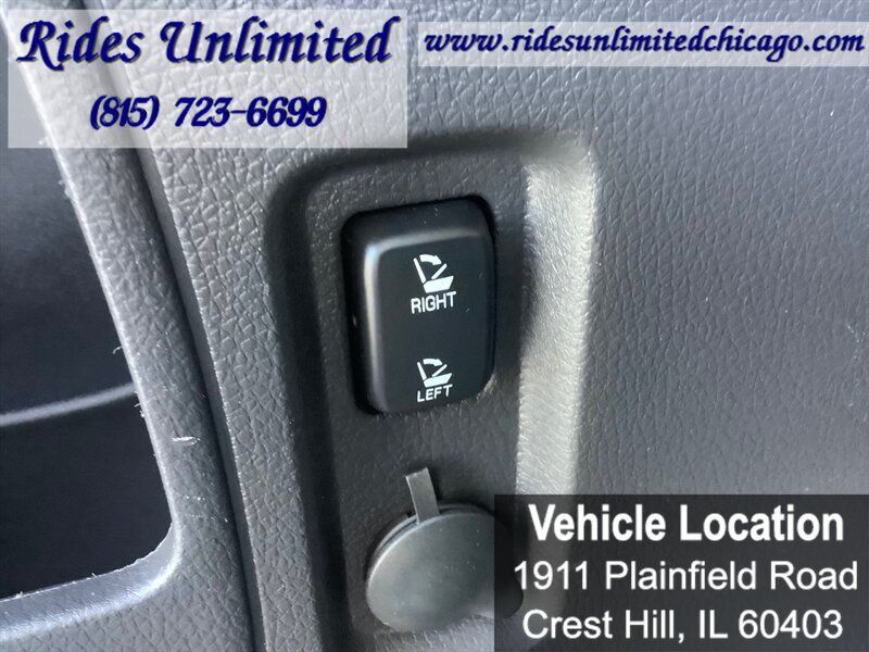 Used 2013 Ford Edge SEL FWD image 37