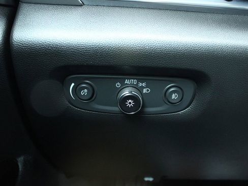 Used 2020 Chevrolet Traverse RS image 31