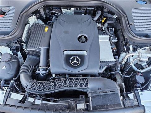 Used 2018 Mercedes-Benz GLC 300 4MATIC Coupe image 23