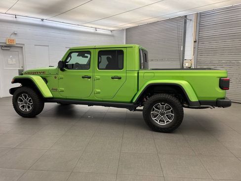 New 2025 Jeep Gladiator Mojave w/ Convenience Group image 5