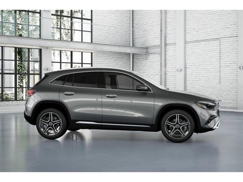 New 2026 Mercedes-Benz GLA 250 4MATIC image 15