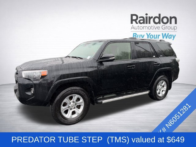Used 2022 Toyota 4Runner SR5 Premium w/ Moonroof Package AWD/4WD image 3