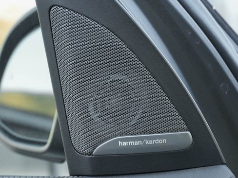 Certified 2025 BMW X7 xDrive40i image 16