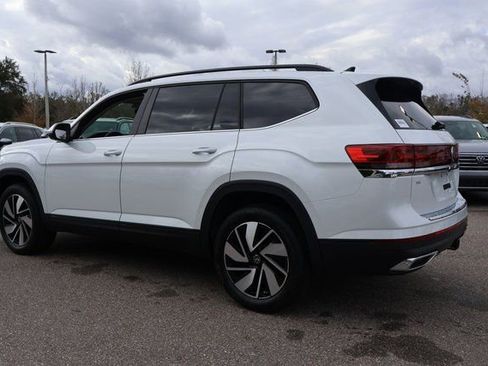 New 2026 Volkswagen Atlas SE image 5