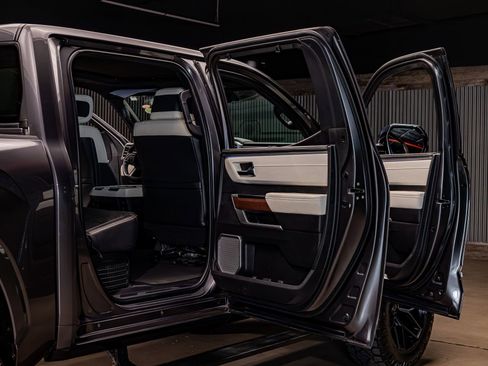 Used 2023 Toyota Tundra Capstone image 30