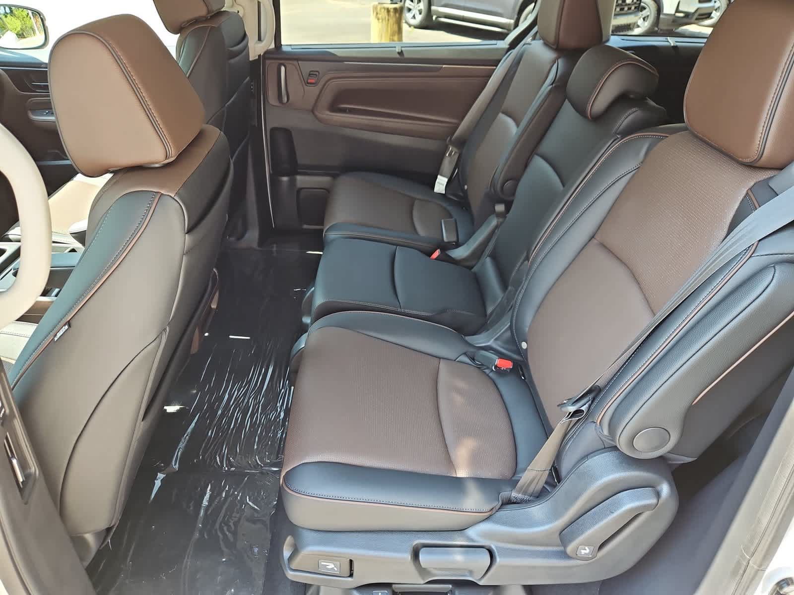 New 2027 Honda Odyssey Elite image 10