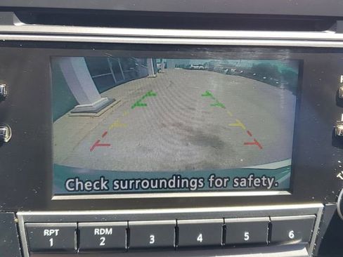Used 2017 Nissan Altima 2.5 SR w/ Interior Lighting Package FWD image 5