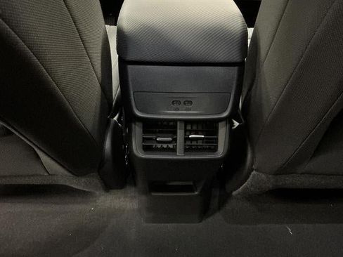 New 2027 Chevrolet Equinox LT w/ Safety and Technology Package AWD/4WD image 22