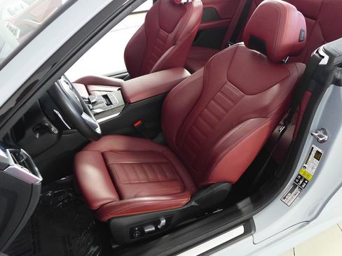 Used 2023 BMW 440i xDrive Convertible w/ Premium Package image 25