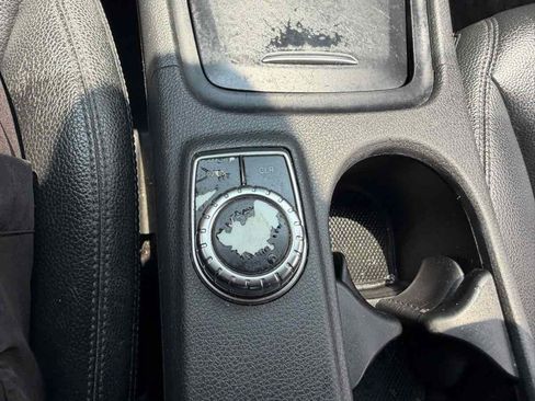 Used 2014 Mercedes-Benz CLA 250 image 36