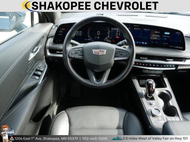 Used 2024 Cadillac XT4 Premium Luxury AWD/4WD image 13