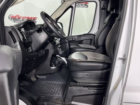 Used 2023 RAM ProMaster 2500 image 25