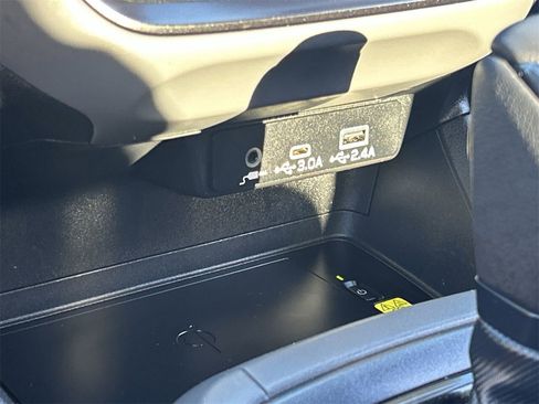 Certified 2025 Subaru Crosstrek 2.5i Limited w/ Popular Package #3A image 25
