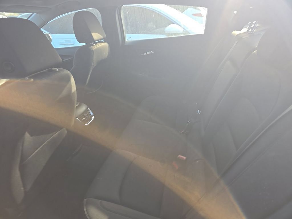 Used 2023 Chevrolet Malibu LT w/ Driver Confidence Package FWD image 8