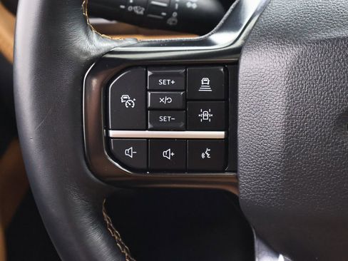 Certified 2024 Ford Expedition Platinum image 27