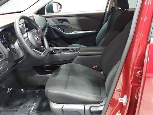 Used 2023 Nissan Rogue S AWD/4WD image 19