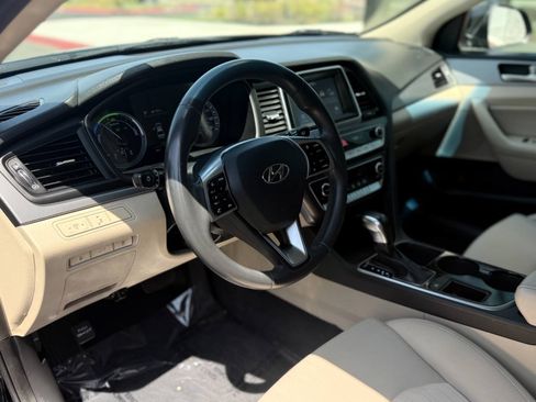 Used 2019 Hyundai Sonata SE FWD image 32