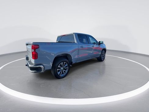 Used 2024 Chevrolet Silverado 1500 LT AWD/4WD image 8