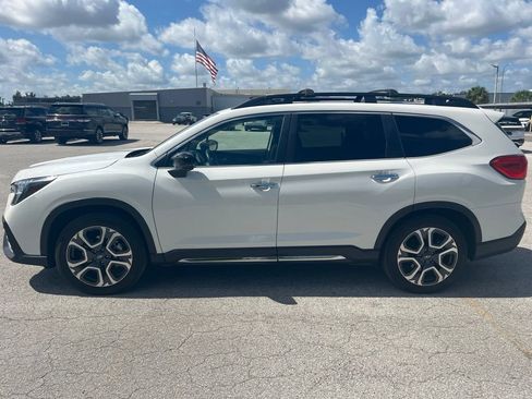 Used 2024 Subaru Ascent Touring AWD/4WD image 6
