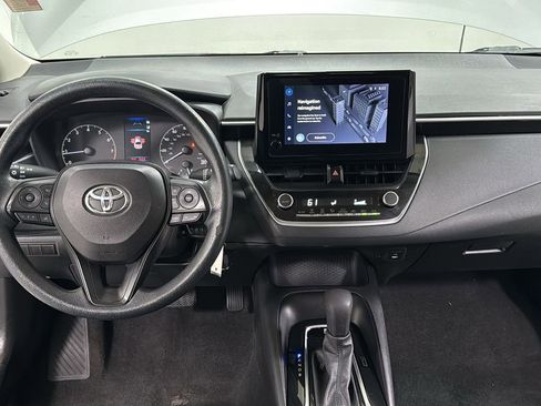 Used 2023 Toyota Corolla LE image 9