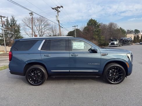 New 2026 GMC Yukon Elevation image 6