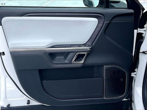 Used 2023 Rivian R1S Launch Edition AWD/4WD image 20