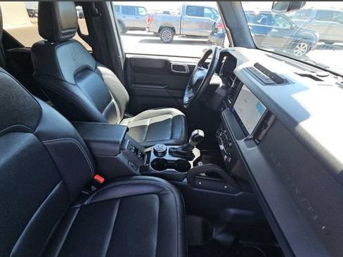Used 2025 Ford Bronco Badlands AWD/4WD image 6