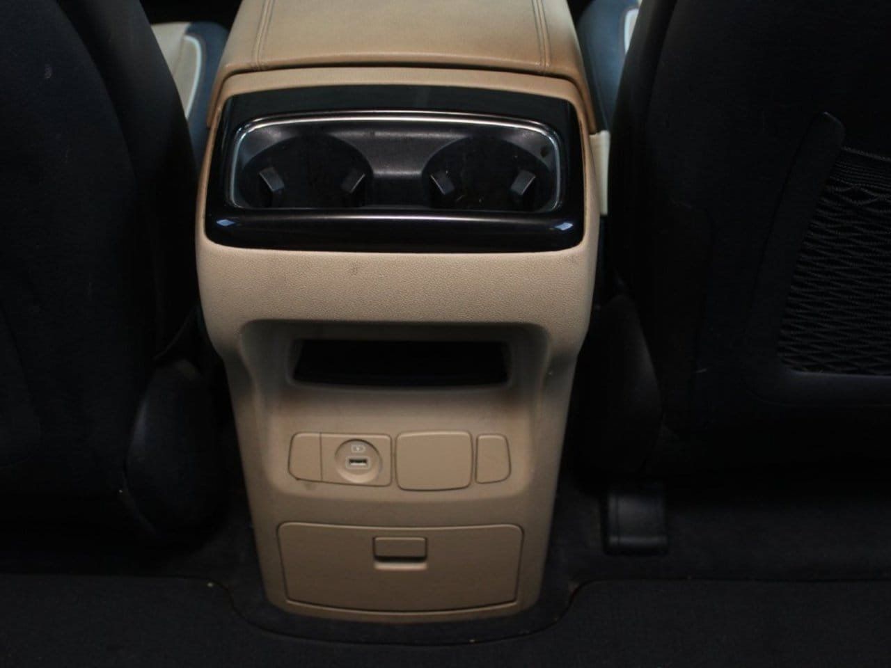 Used 2018 Kia Sedona EX FWD image 15