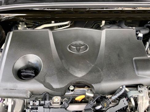 Used 2019 Toyota Camry SE image 32