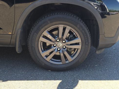 Used 2017 Honda Ridgeline Sport image 9