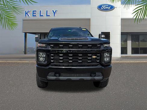 Used 2022 Chevrolet Silverado 2500 Custom w/ Custom Value Package AWD/4WD image 8