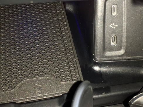 New 2026 Mercedes-Benz GLC 43 AMG 4MATIC image 21