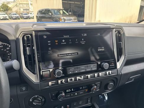 Used 2025 Nissan Frontier SL AWD/4WD image 20