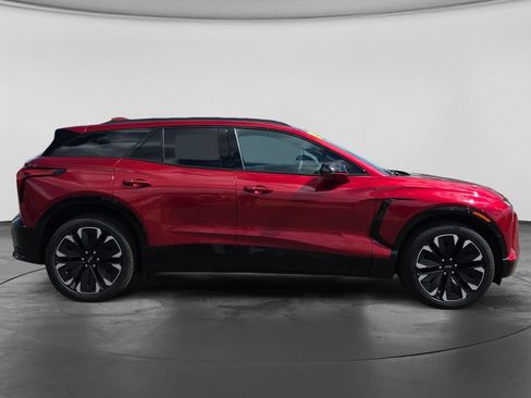 Used 2024 Chevrolet Blazer EV RS AWD/4WD image 10