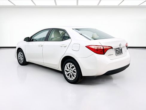 Used 2017 Toyota Corolla LE w/ Carpet Mat Package (TMS) image 6