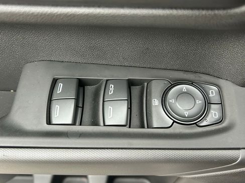 Used 2025 Chevrolet Silverado 1500 Custom Trail Boss AWD/4WD image 30