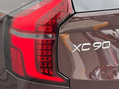 Certified 2026 Volvo XC90 T8 Ultra w/ Lounge Package AWD/4WD image 35