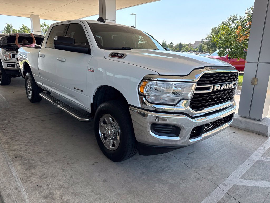 Used 2022 RAM 2500 Big Horn AWD/4WD image 1