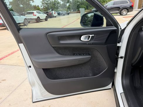 Certified 2023 Volvo XC40 Recharge Plus AWD/4WD image 22